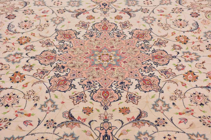 6' 5 x 10' 2 Hand Knotted Isfahan Persian Rug