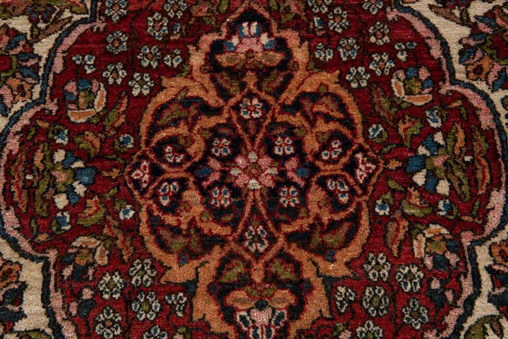 4' 8 x 7' 3 Hand Knotted Isfahan Persian Wool Rug