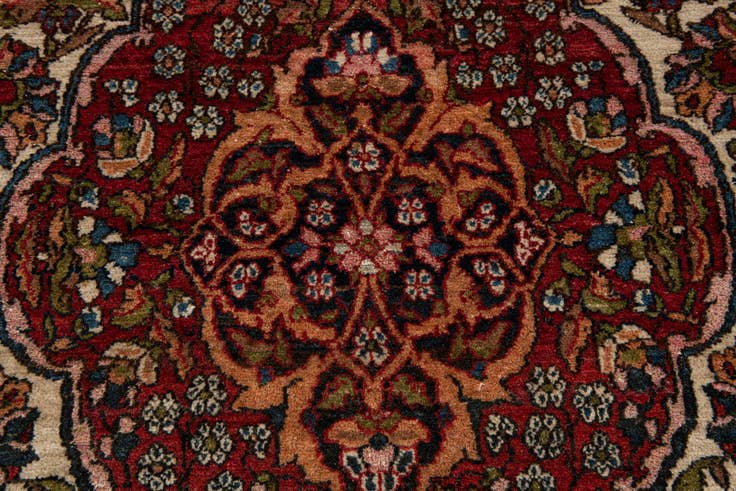 Detail image of 4' 8 x 7' 3 Hand Knotted Isfahan Persian Wool Rug