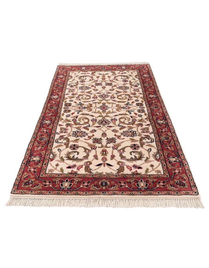 3' x 5' 4 Hand Knotted Isfahan Wool Rug