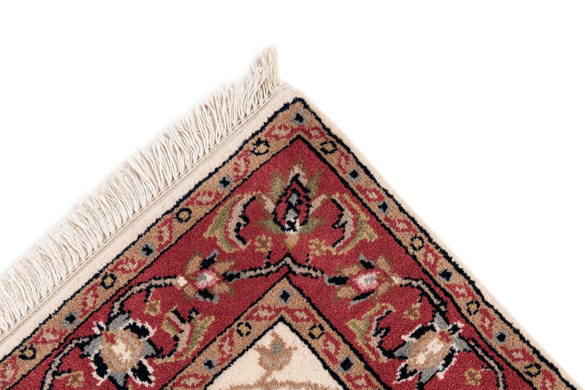 3' x 5' 4 Hand Knotted Isfahan Wool Rug