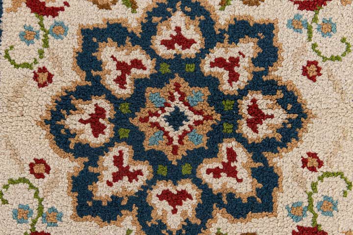 2' 10 x 4' 10 Hand Knotted Jaipur Agra Wool Rug
