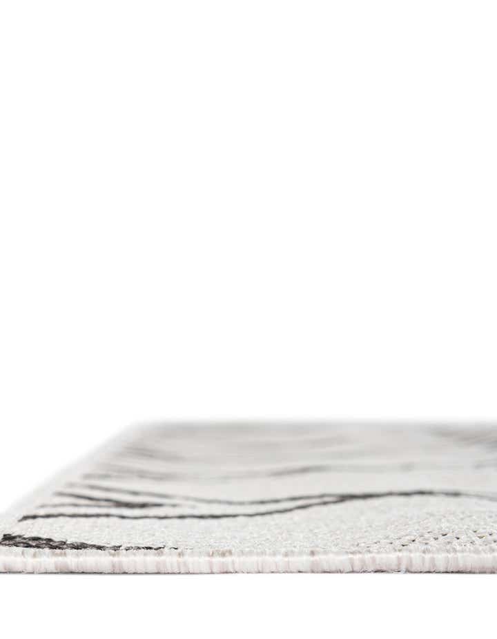7' x 10' Easy-Clean Jill Zarin Turks and Caicos Indoor / Outdoor Rug