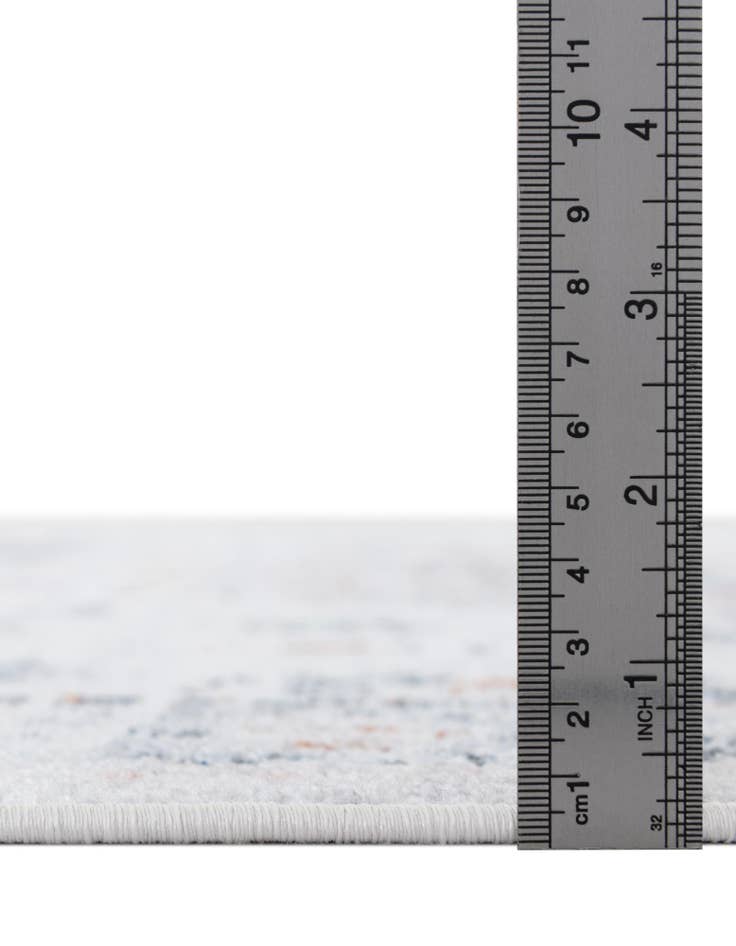 Detail image of 6' x 9' Kamala Washable Rug