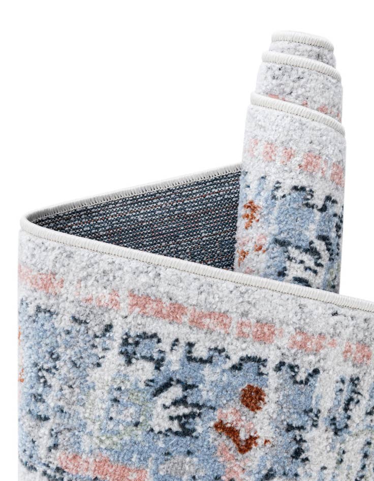 Detail image of 6' x 9' Kamala Washable Rug