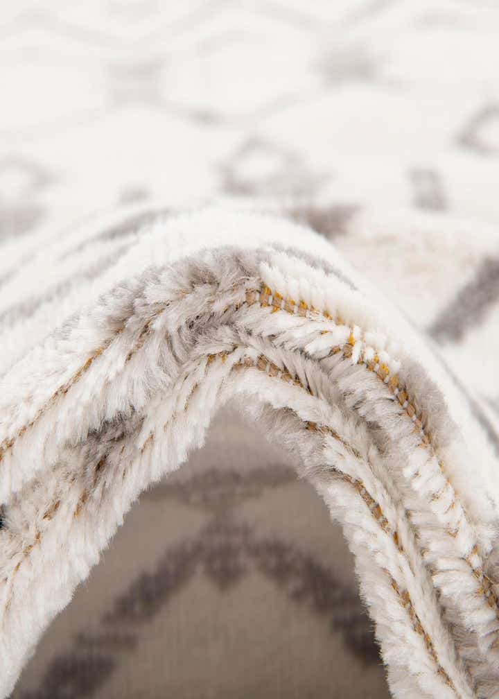 10' 8 x 16' 5 Kasbah Trellis Rug