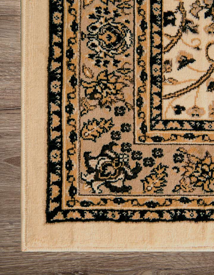 10' x 13' Kashan Design Rug