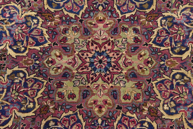 Detail image of 8' 9 x 11' 8 Hand Knotted Kashan Persian Wool Rug