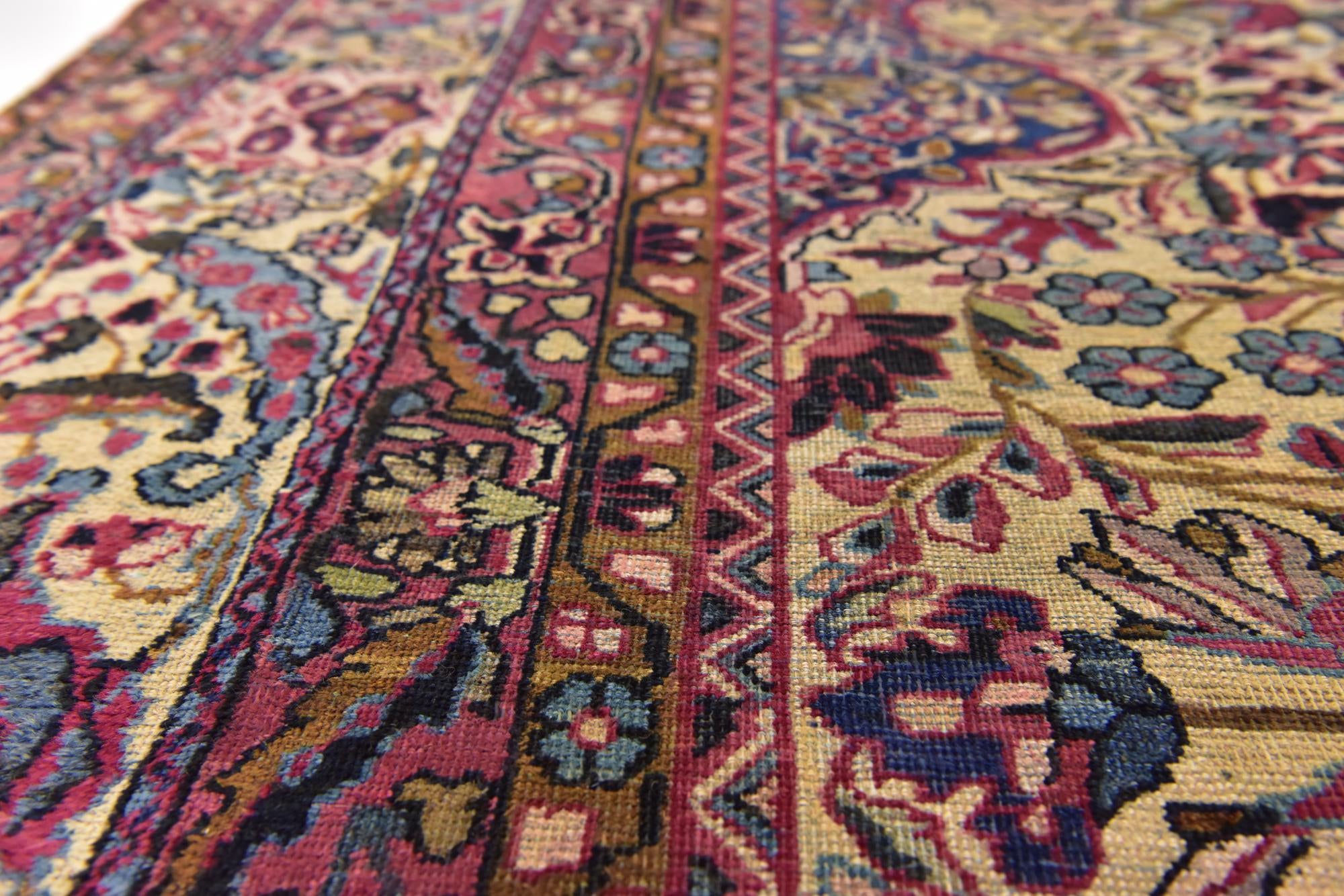 8' 9 x 11' 8 Hand Knotted Kashan Persian Wool Rug