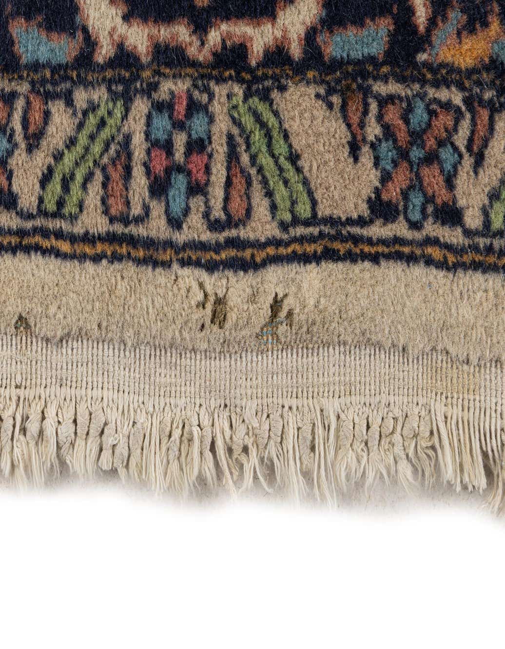 Detail image of 188cm x 297cm  Hand Knotted Kashan Oriental Wool Rug