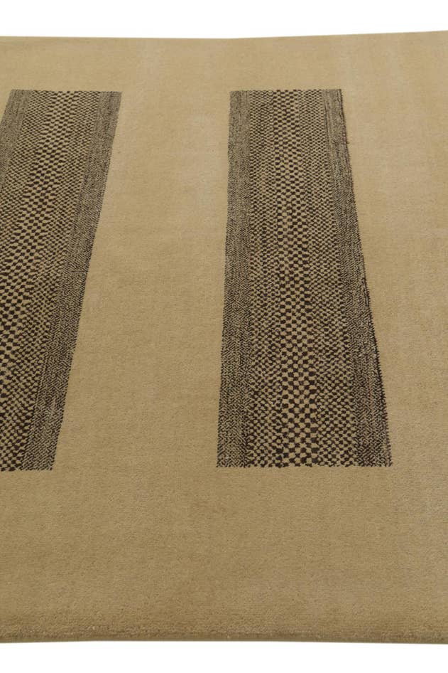 Detail image of 5' 7 x 8' Hand Knotted Kashkuli Gabbeh Wool Rug