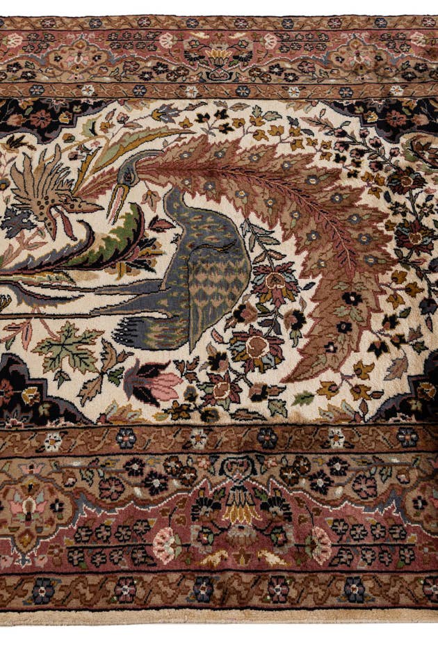 Detail image of 4' 3 x 5' 10 Hand Knotted Kashmir Oriental Rug