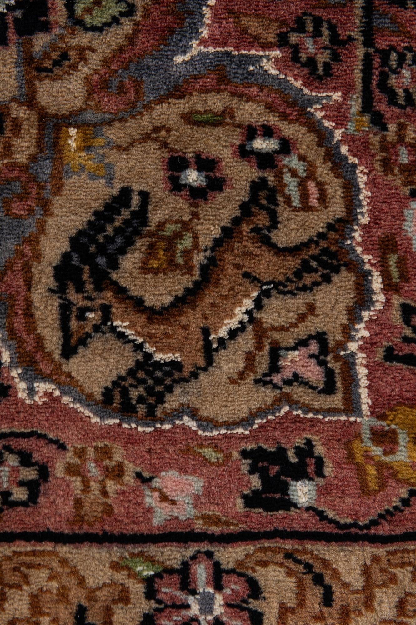 4' 3 x 5' 10 Hand Knotted Kashmir Oriental Rug