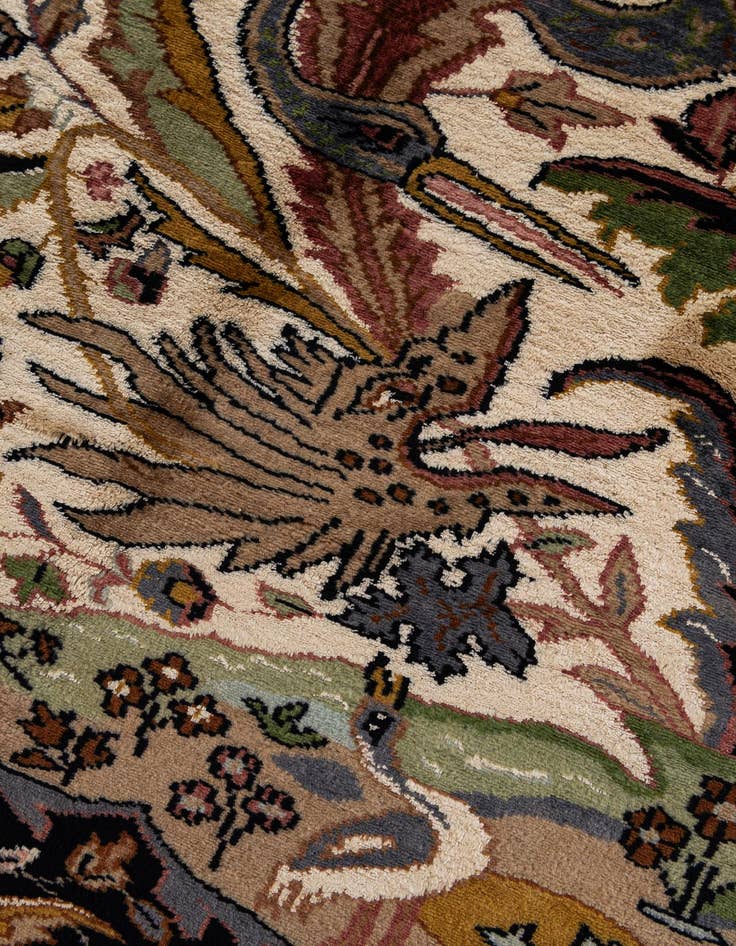 Detail image of 4' 3 x 5' 10 Hand Knotted Kashmir Oriental Rug