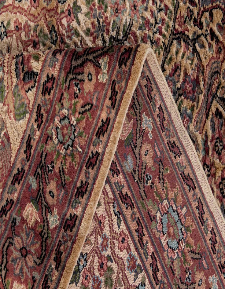 Detail image of 3' 1 x 5' 3  Hand Knotted Kashmir Oriental Rug