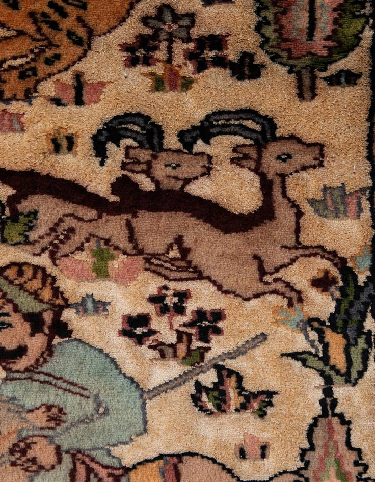 Detail image of 3' 3 x 5' 1  Hand Knotted Kashmir Oriental Rug
