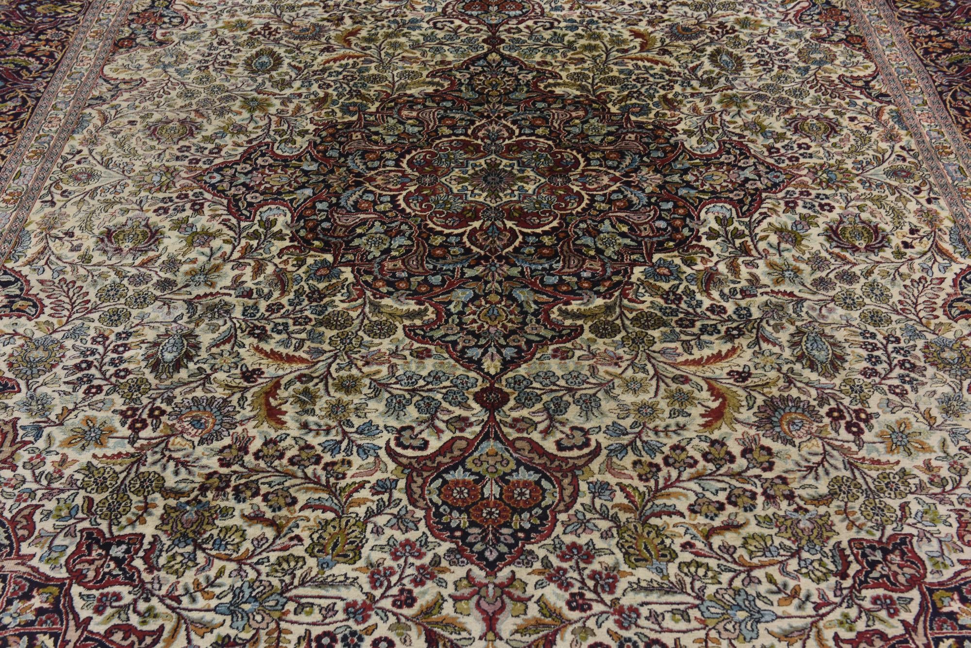 8' 10 x 12' 6 Hand Knotted Kashmir Oriental Wool Rug