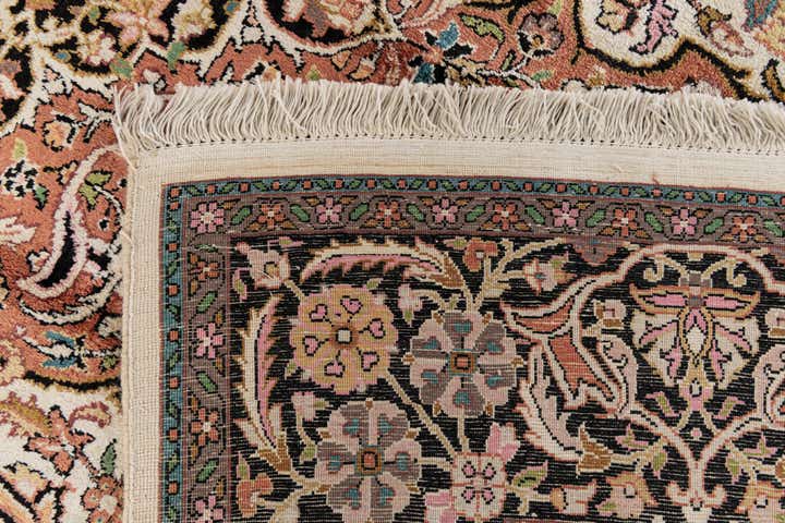 6' 11 x 10' 7 Hand Knotted Kashmir Oriental Wool Rug