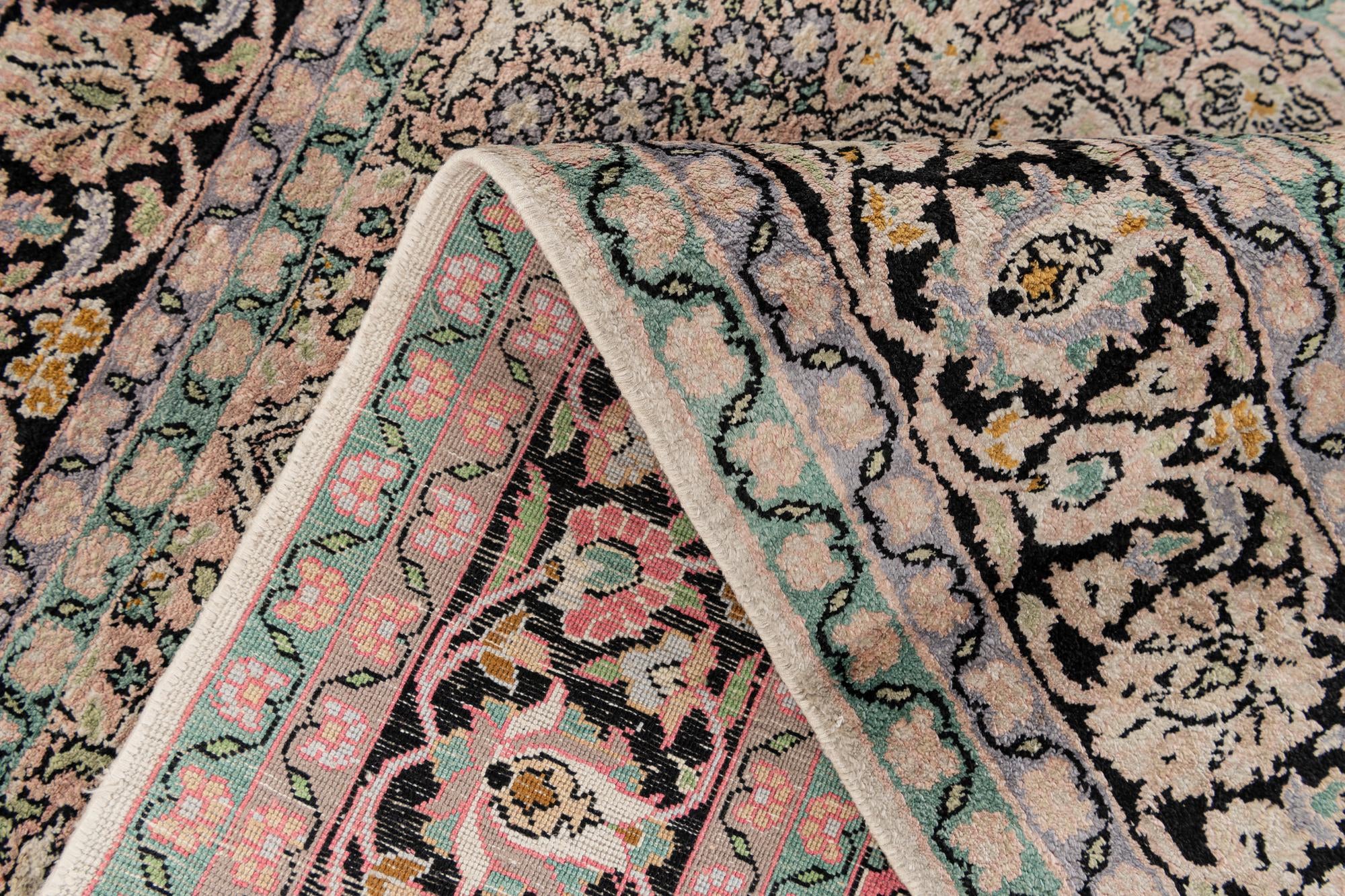 4' x 6' 1 Hand Knotted Kashmir Oriental Rug