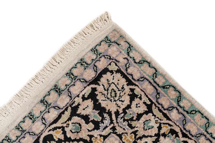 4' x 6' 1 Hand Knotted Kashmir Oriental Rug