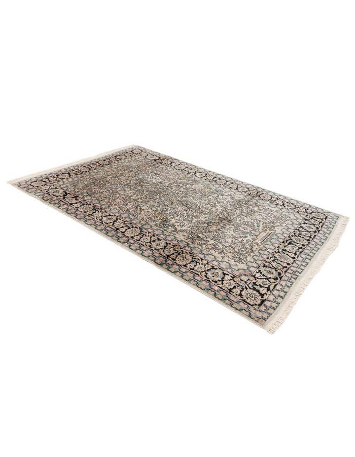 4' x 6' 1 Hand Knotted Kashmir Oriental Rug