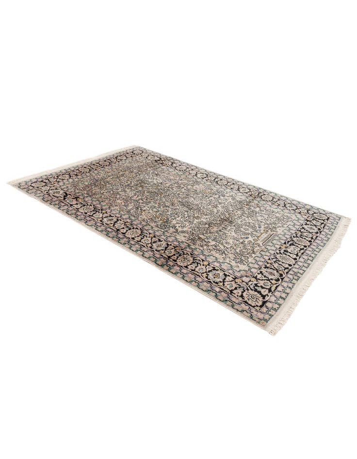 Detail image of 4' x 6' 1 Hand Knotted Kashmir Oriental Rug