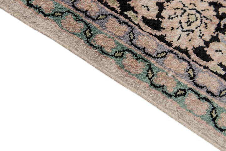 4' x 6' 1 Hand Knotted Kashmir Oriental Rug