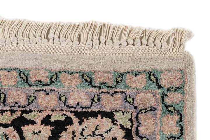 4' x 6' 1 Hand Knotted Kashmir Oriental Rug