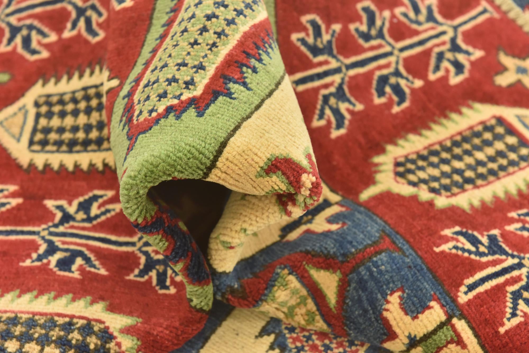 5' 6 x 8' Hand Knotted Kazak Rug