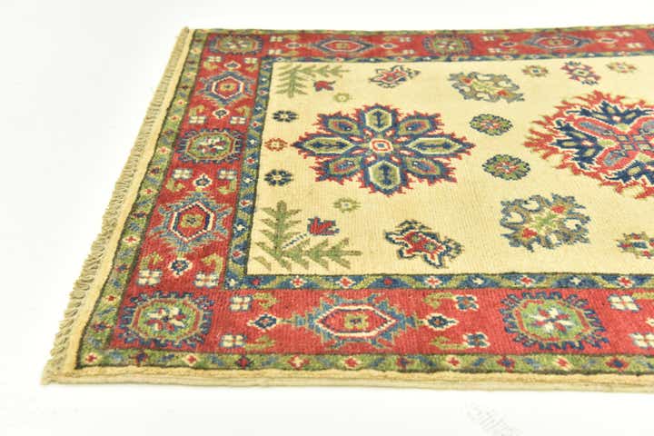 2' 7 x 4' Hand Knotted Kazak Rug