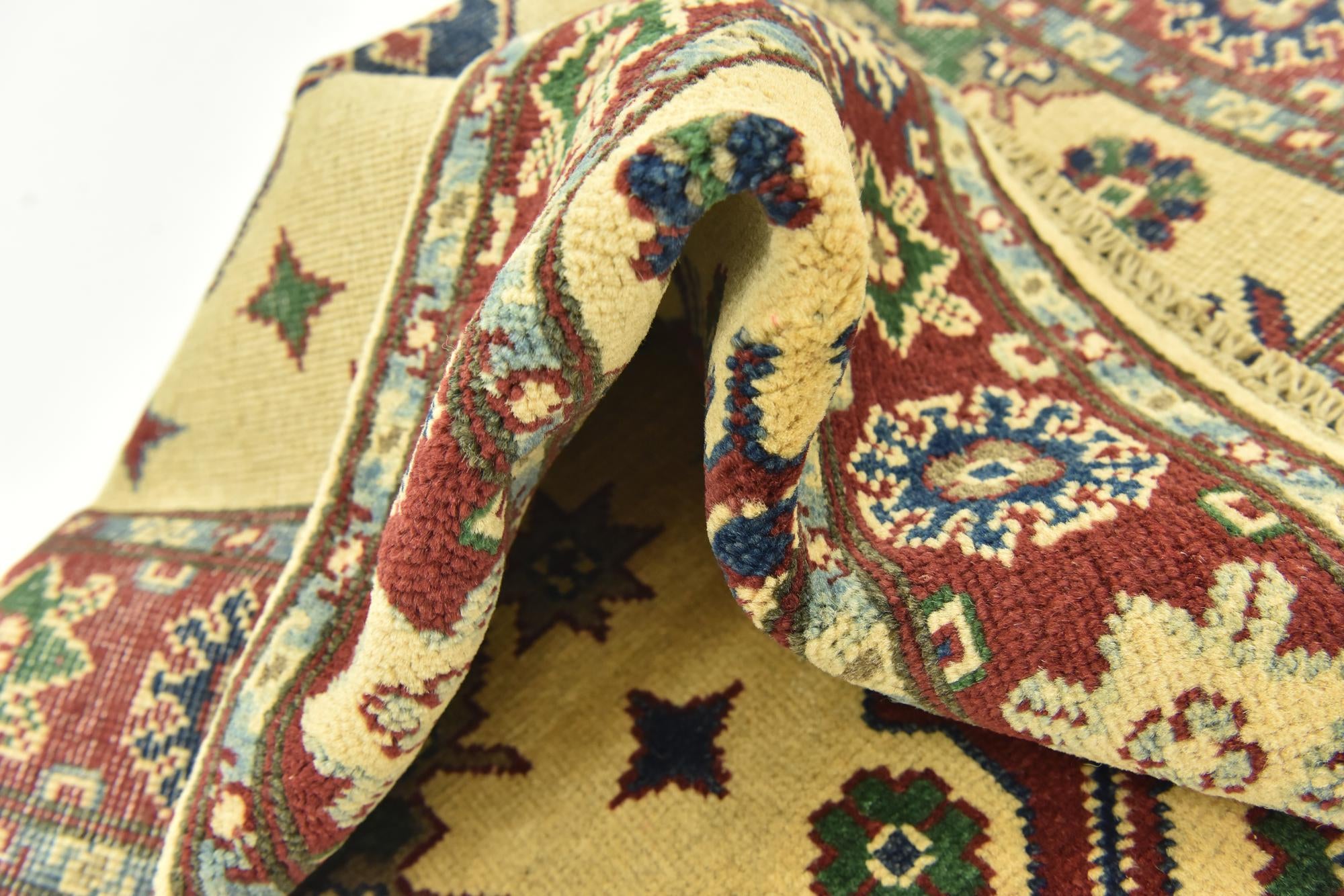 2' 6 x 4' 3 Hand Knotted Kazak Rug