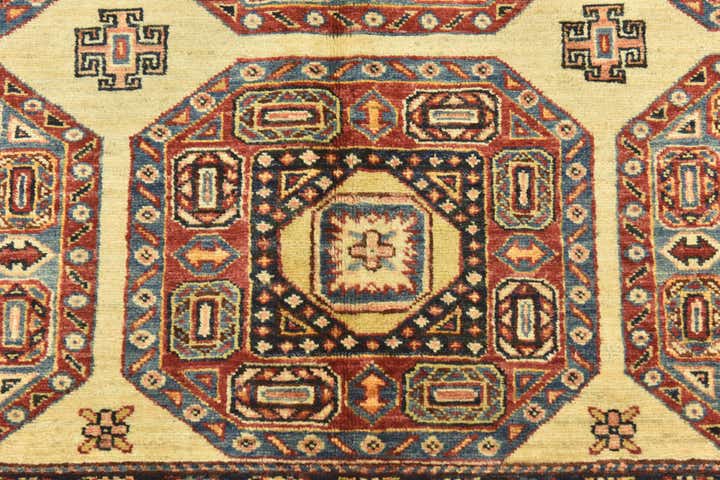 6' x 8' 10 Hand Knotted Kazak Oriental Rug