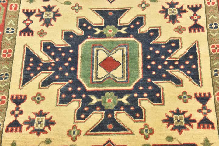 4' x 6' Hand Knotted Kazak Rug