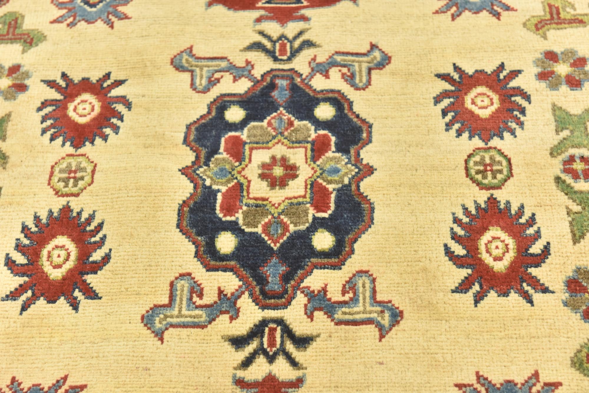 5' 8 x 7' 9 Hand Knotted Kazak Rug