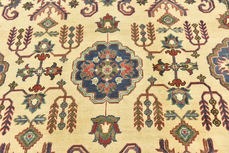 Detail image of 6' 5 x 10' 10 Hand Knotted Kazak Rug