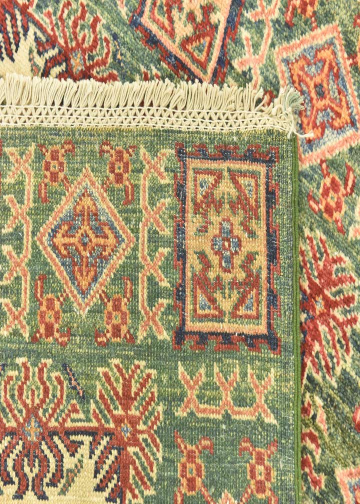 2' 8 x 4' Hand Knotted Kazak Oriental Rug