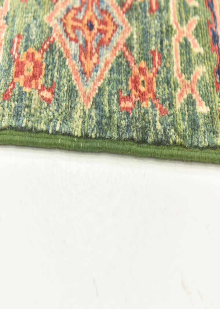 2' 8 x 4' Hand Knotted Kazak Oriental Rug