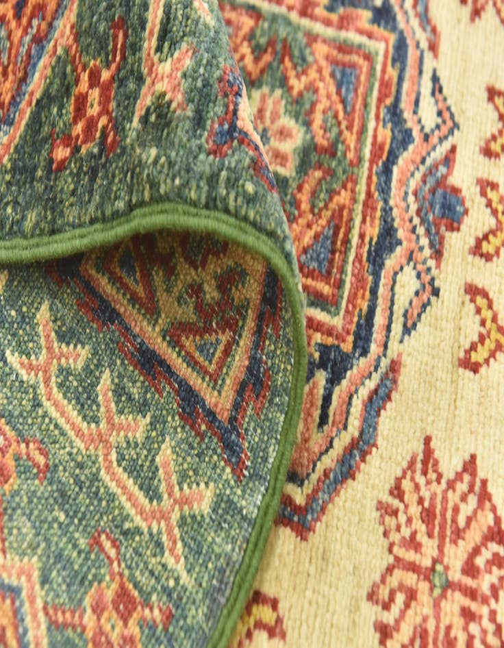 Detail image of 2' 8 x 4'  Hand Knotted Kazak Oriental Rug