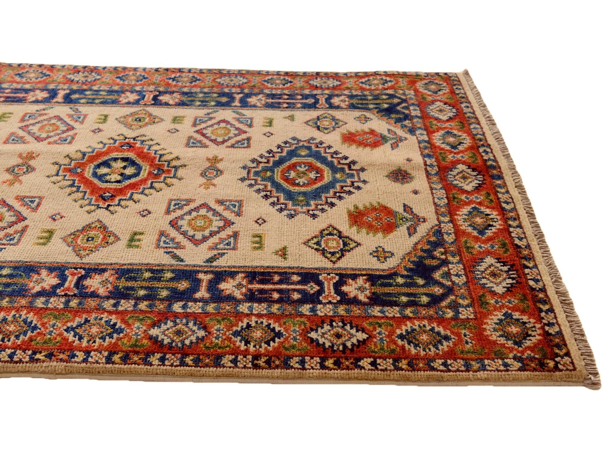 2' 9 x 4' Hand Knotted Kazak Rug
