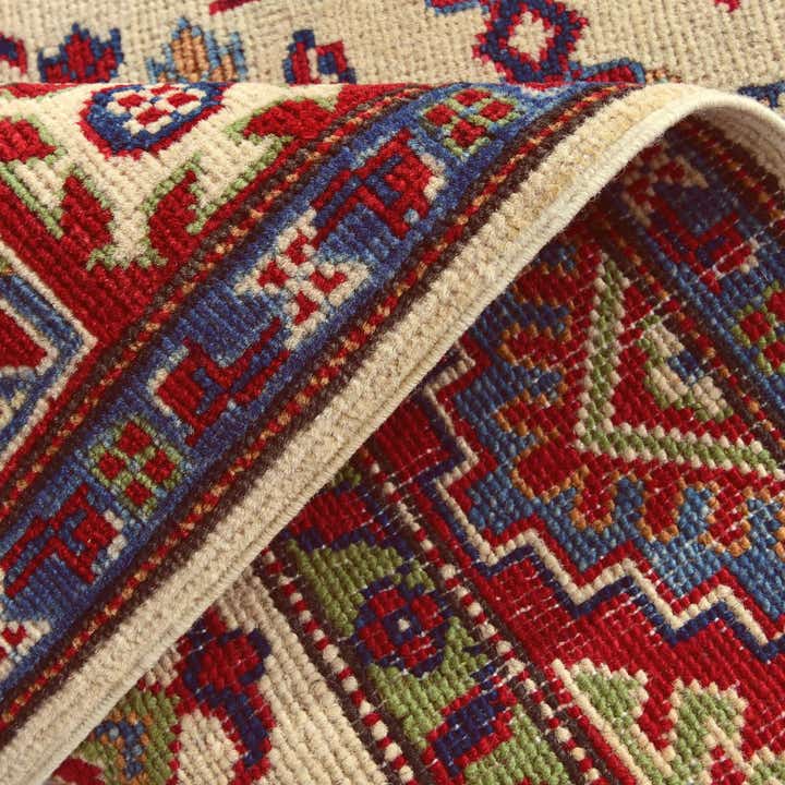 2' 8 x 4' 1 Hand Knotted Kazak Rug