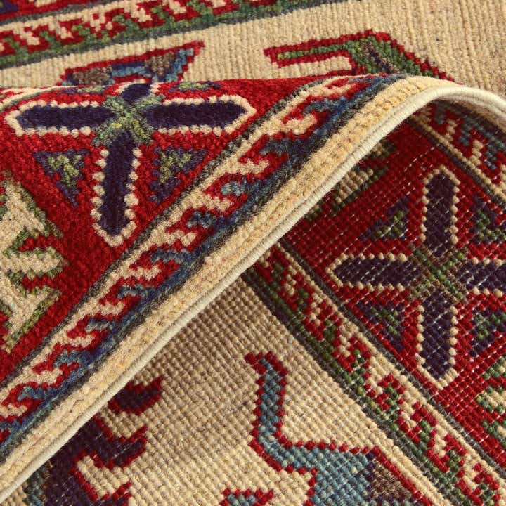 2' 7 x 4' Hand Knotted Kazak Rug
