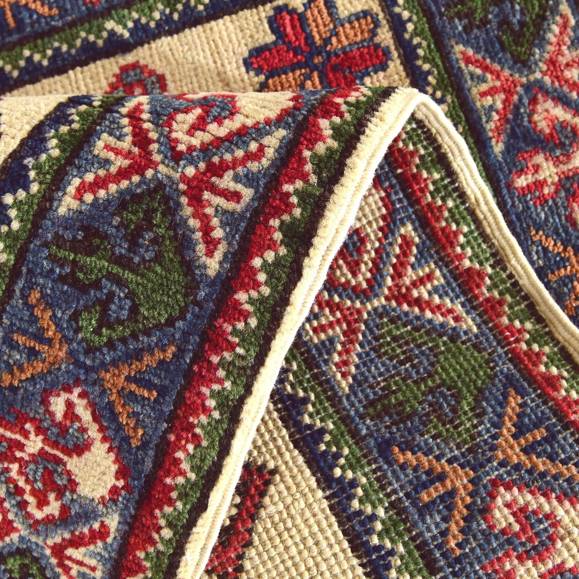 2' x 3' 1 Hand Knotted Kazak Rug