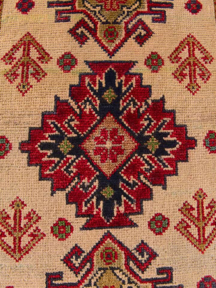 2' x 3' 1 Hand Knotted Kazak Rug