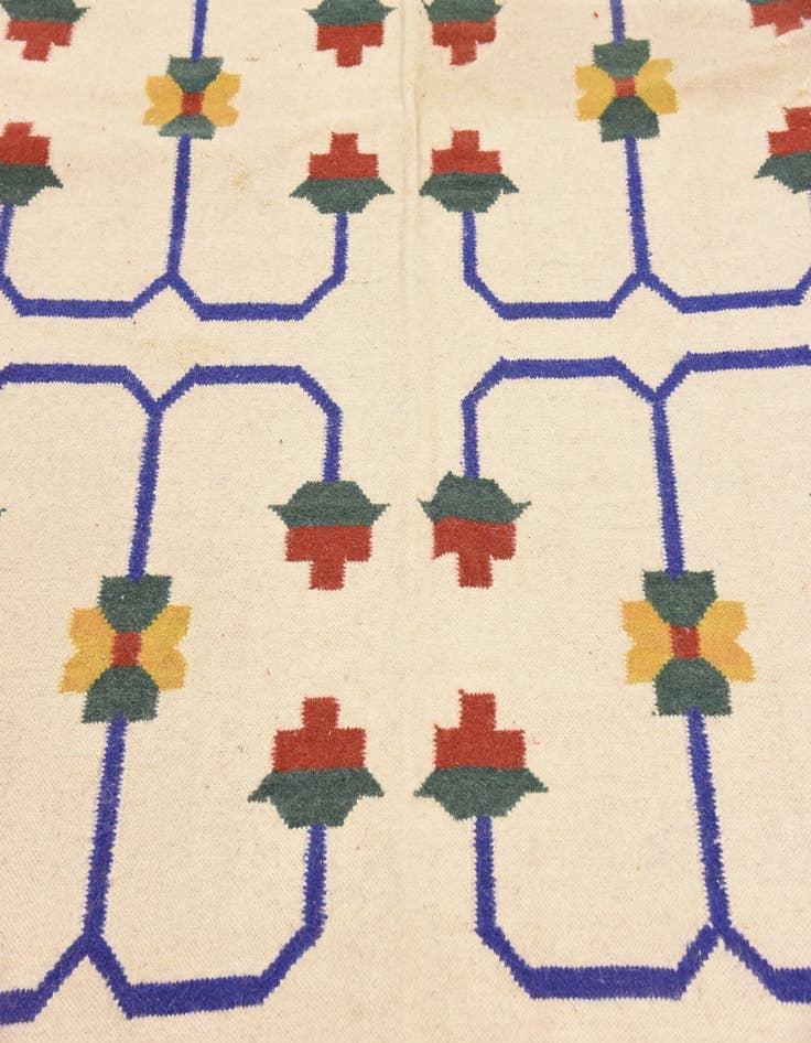 Detail image of 6' 6 x 8' 1 Hand Woven Kilim Dhurrie Wool Rug