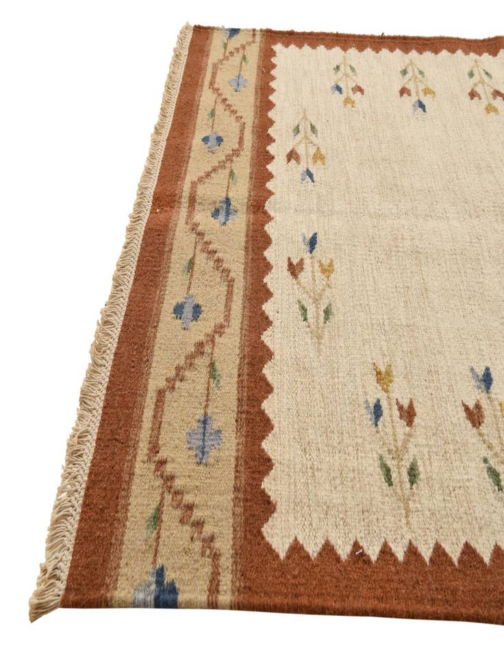 Detail image of 4' x 6'  Hand Woven Kilim Dhurrie Wool Rug