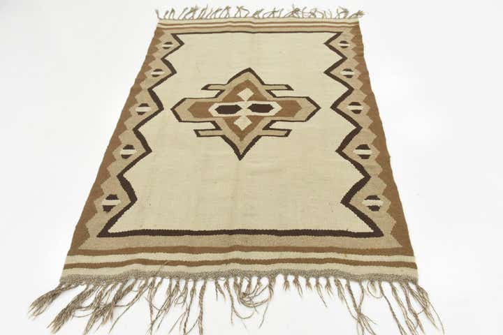 4' 7 x 6' 3 Hand Woven Kilim Fars Wool Rug
