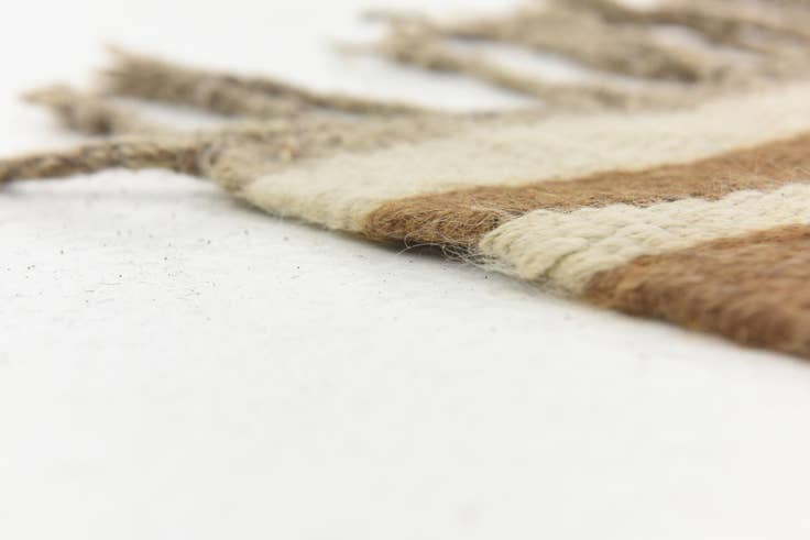 Detail image of 4' 7 x 6' 3 Hand Woven Kilim Fars Wool Rug