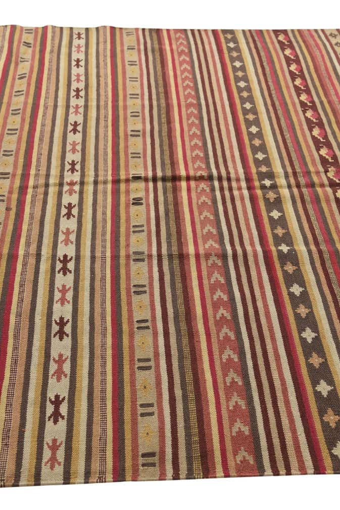 5' 7 x 7' 8 Hand Woven Kilim Fars Wool Rug