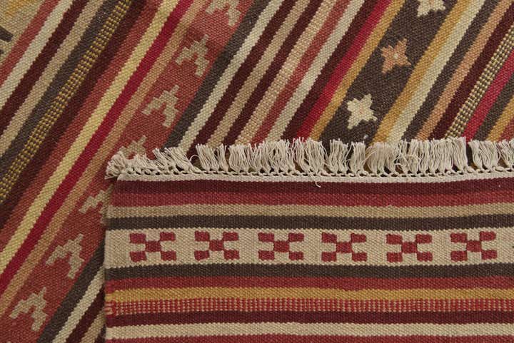 5' 7 x 7' 8 Hand Woven Kilim Fars Wool Rug