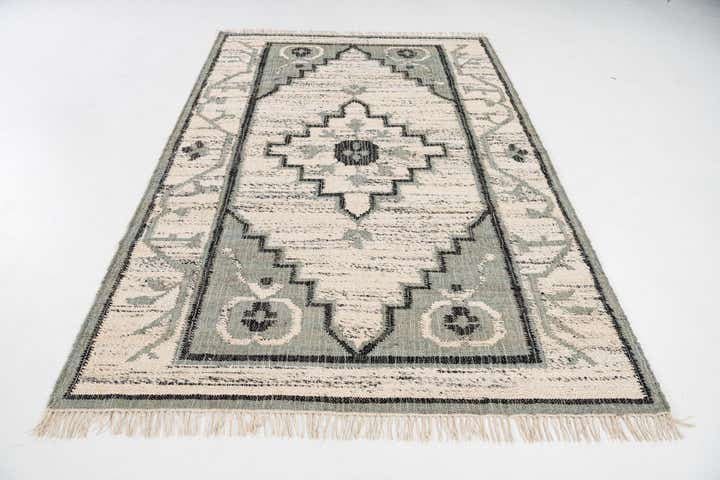 5' 2 x 8' 2 Hand Woven Kilim Jute Rug